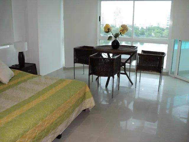 Torres Del Lago Apartamentos Cartagena Apartment