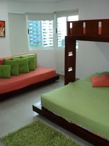 Torres Del Lago Apartamentos Cartagena 0*,  Colombia